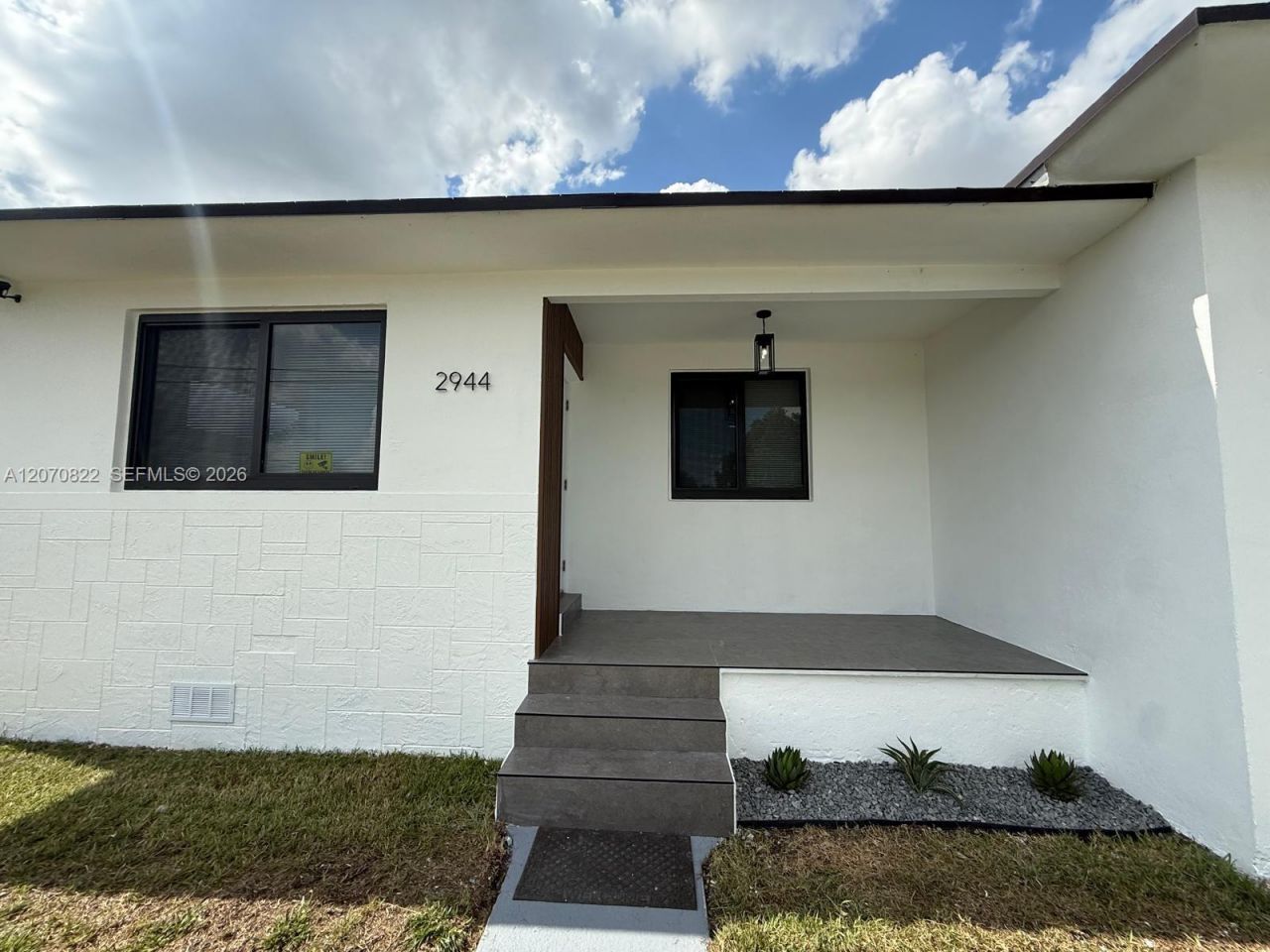 2944 NW 61st St, Miami, FL 33142 Photo