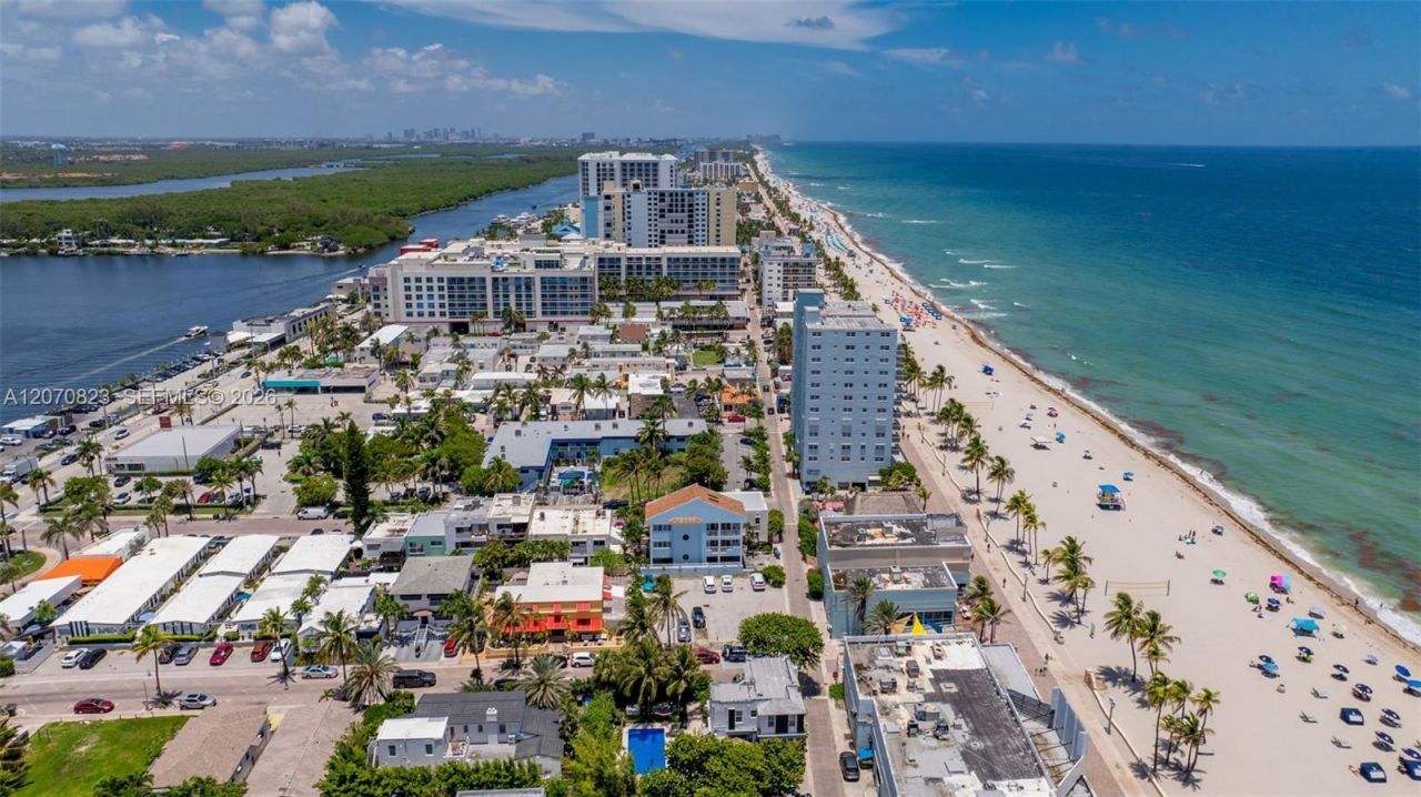 311 N N Surf Rd , Hollywood, FL 33019 Photo
