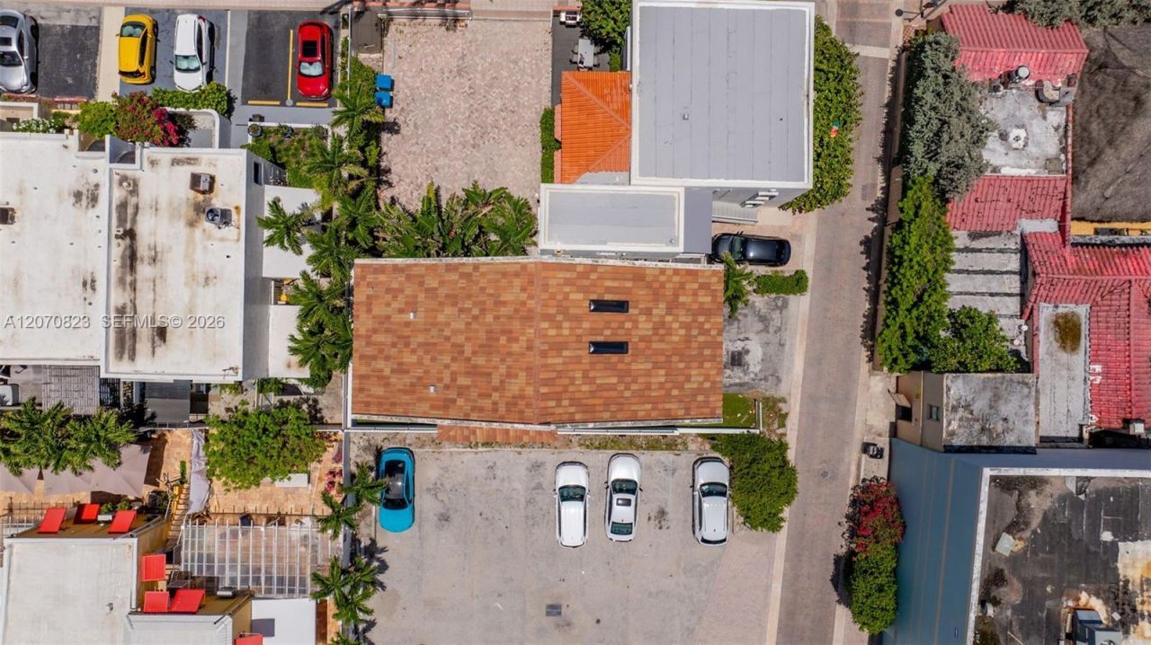 311 N N Surf Rd , Hollywood, FL 33019 Photo