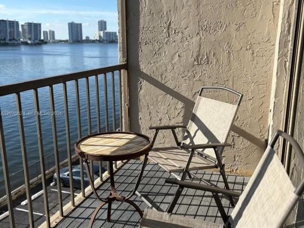 17600 N Bay Rd , Unit N403, Sunny Isles Beach, FL 33160