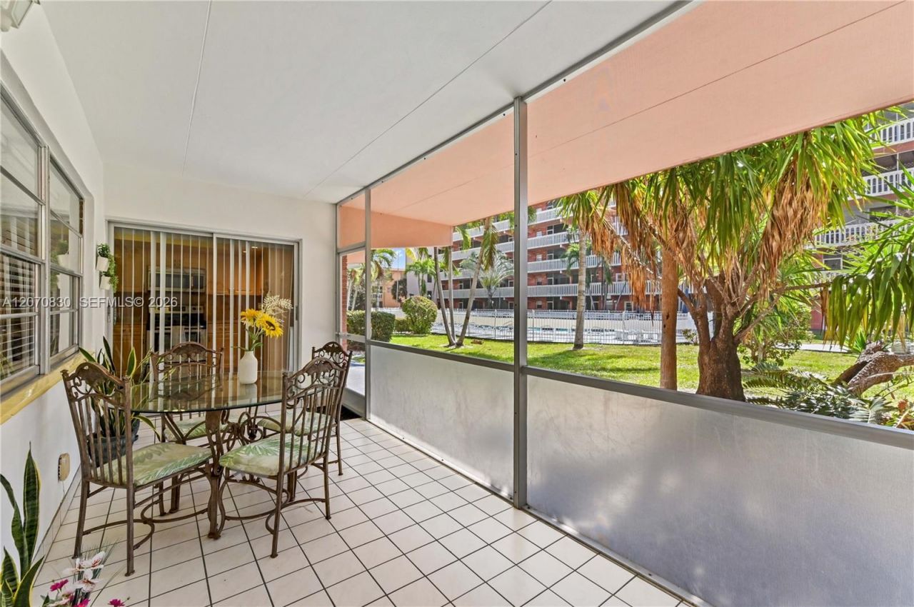 200 NE 12th Ave , Unit 3A, Hallandale Beach, FL 33009 Photo