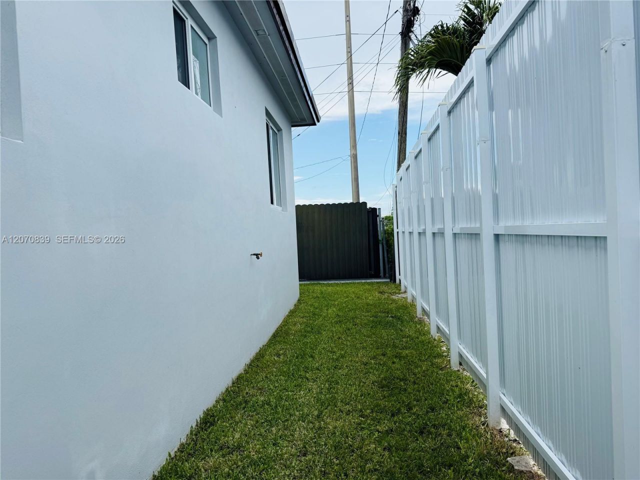 1221 SW 76th Ct, Miami, FL 33144 Photo