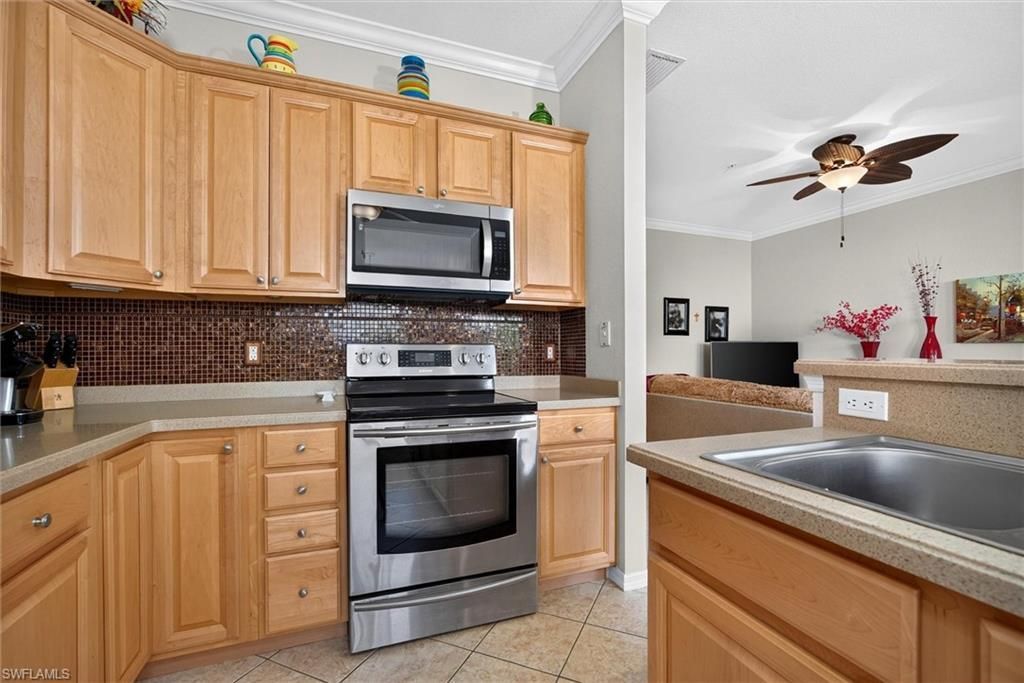 13981 Lake Mahogany Blvd , Unit 2513, Fort Myers, FL 33907 Photo