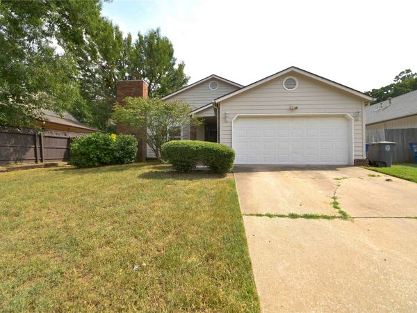 7114 E 98th Street , Tulsa, OK 74133