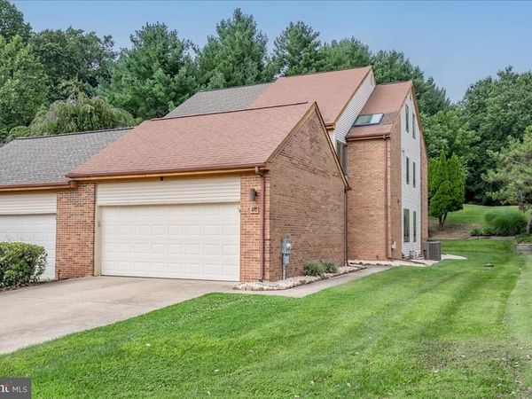 10 BOWIE DRIVE, WILMINGTON, DE 19808