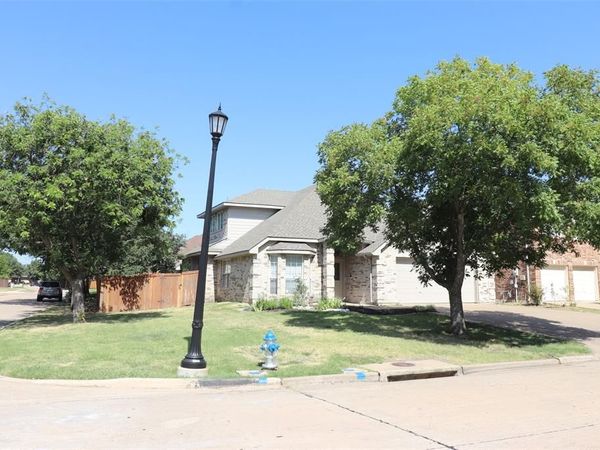 7901 Stonehaven Lane, Rowlett, TX 75089