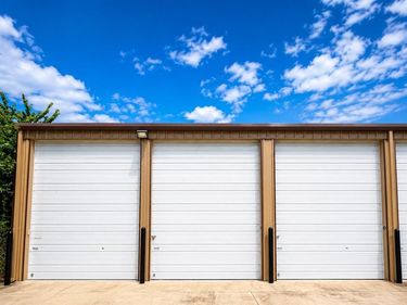 853 Main Street , Unit D9, Lake Dallas, TX 75065