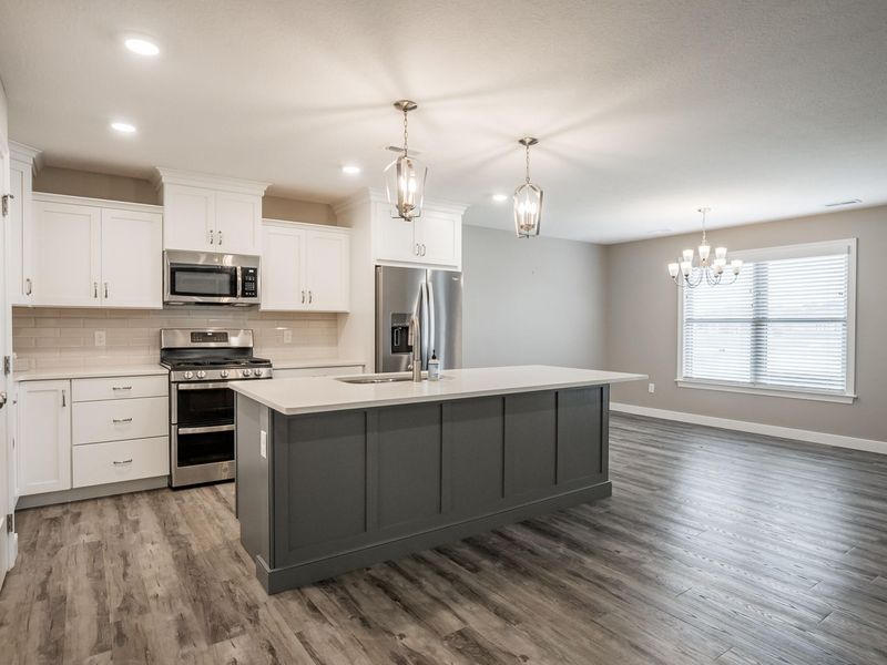 607 W Bentley Circle, Troy, OH 45373 Photo 14