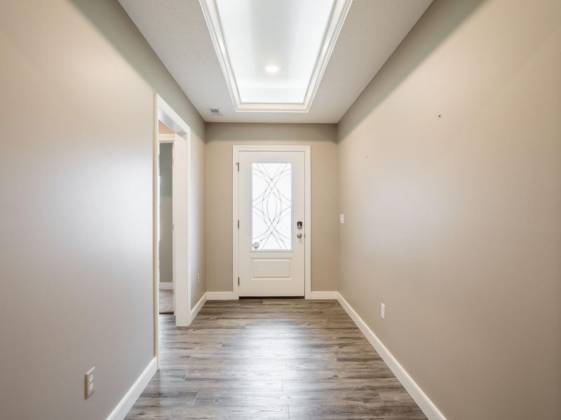607 W Bentley Circle, Troy, OH 45373 Photo 6