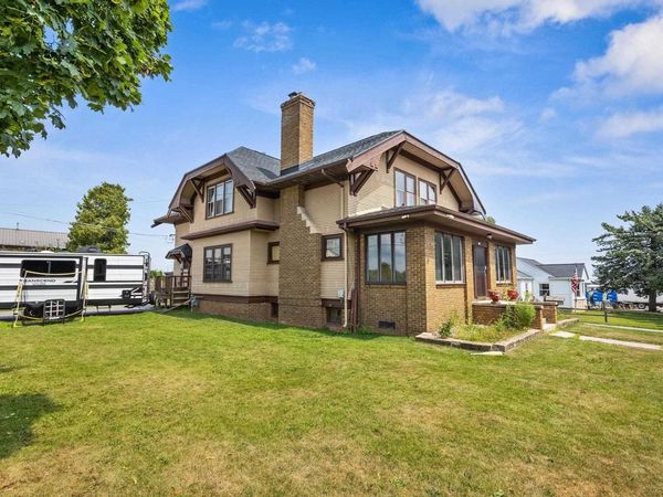 521 MILLER STREET, Kewaunee, WI 54216