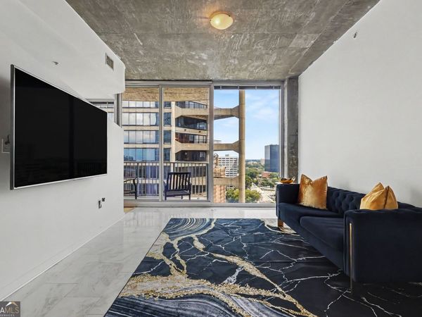 400 W Peachtree Street NW, Unit 1812, Atlanta, GA 30308