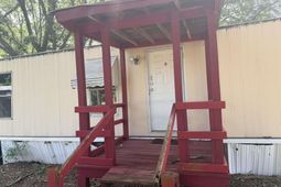 805 Eagle Street photo 4