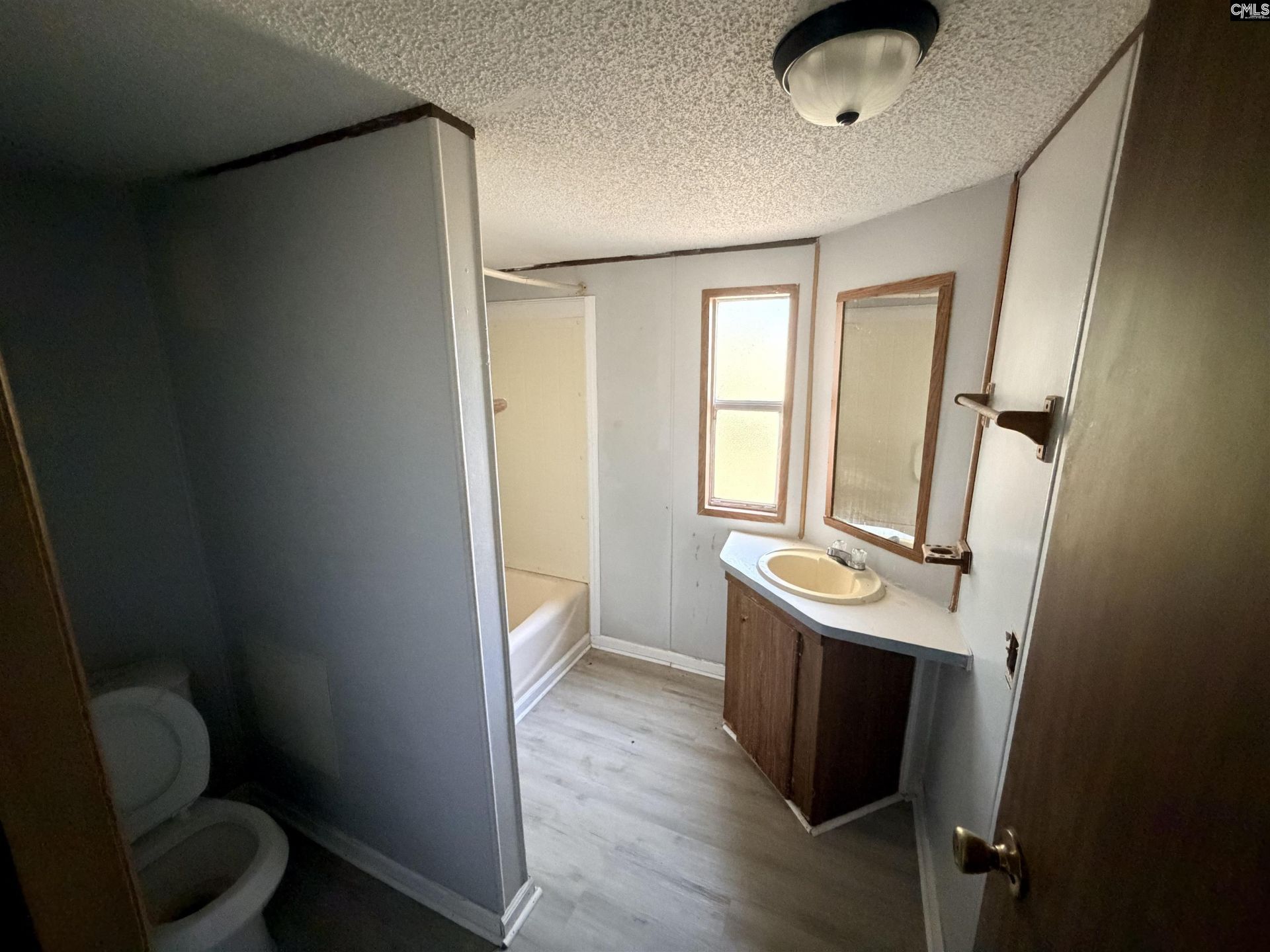 805 Eagle Street Photo 6