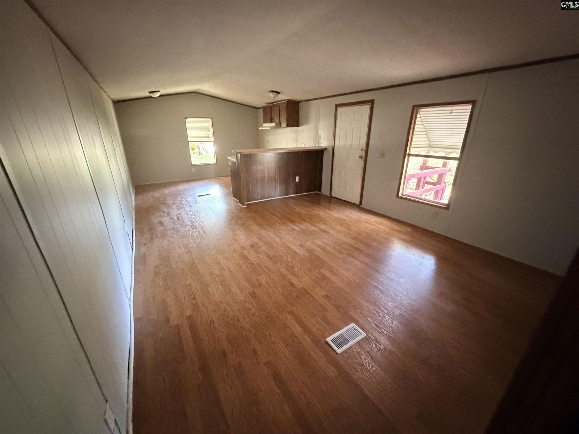 805 Eagle Street Photo 8