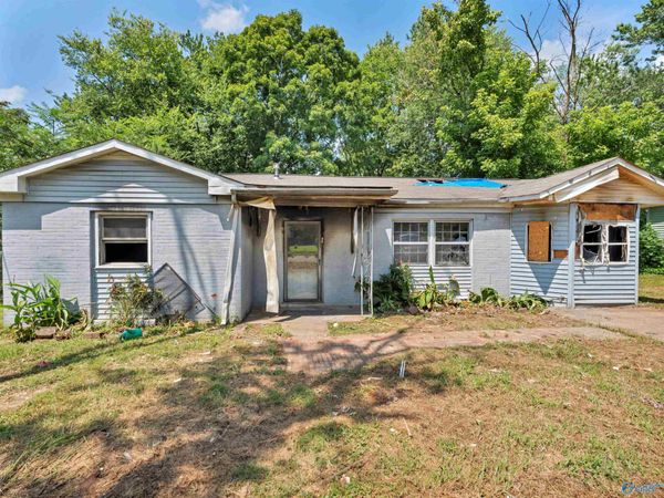 2141 Griffith Drive NW, Huntsville, AL 35810