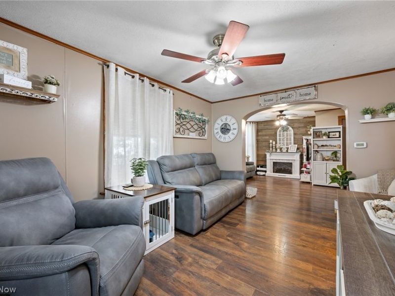 907 11th Street NW, New Philadelphia, OH 44663 Photo 7