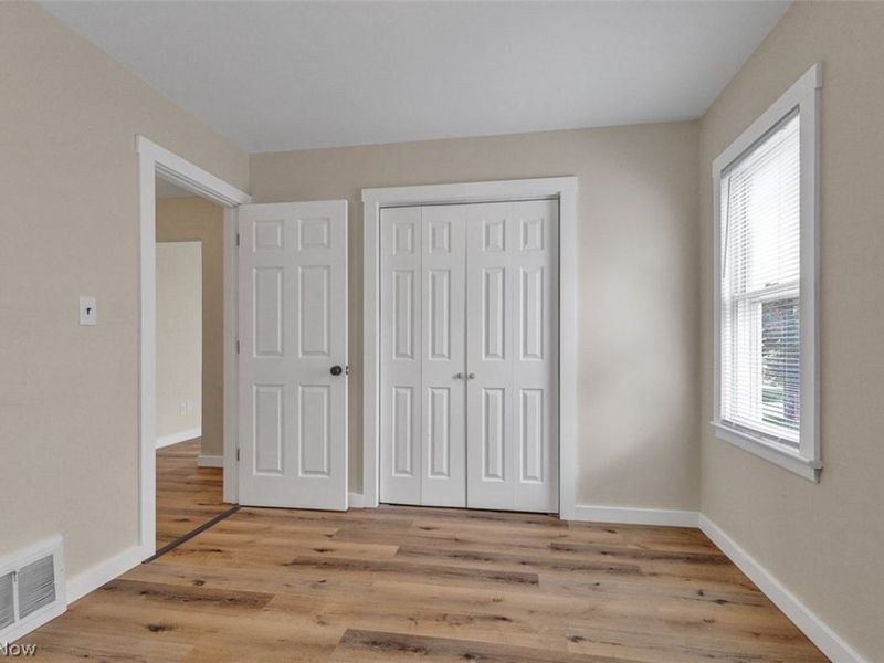 4358 Wyatt Road, Cleveland, OH 44128 Photo 12