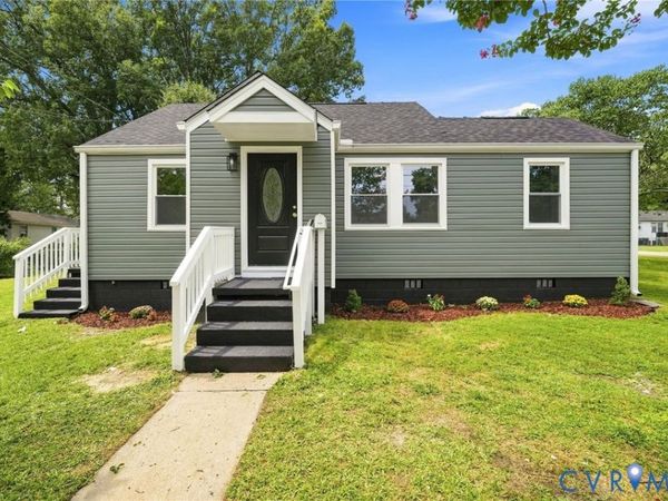 1502 Stewart Avenue , Hopewell, VA 23860