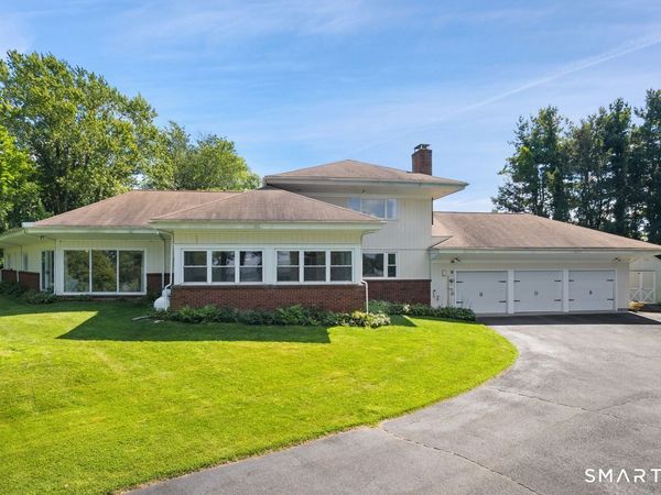 18-A Governors, Bethel, CT 06801