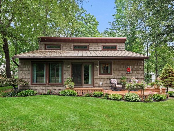 128 Clyde James Drive, Pleasant Lake, MI 49272