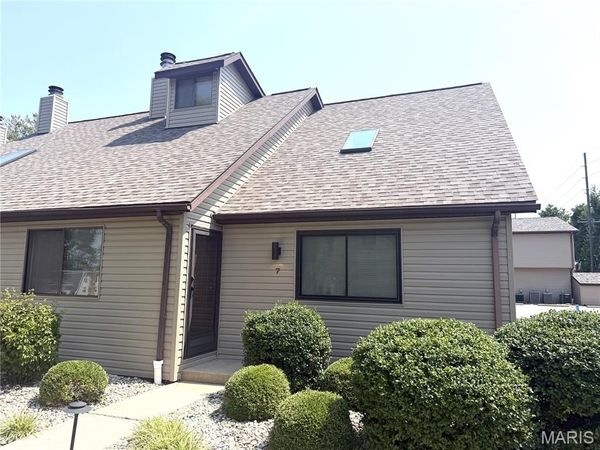 429 Ponderosa Avenue, Unit 7, O'Fallon, IL 62269