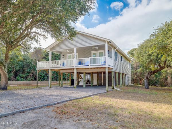 108 Hoffman Beach Road, Salter Path, NC 28512