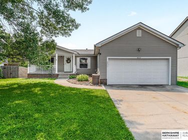8017 Bondesson Street, Omaha, NE 68122