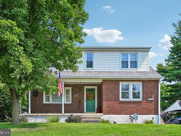 819 E HANCOCK STREET, LANSDALE, PA 19446