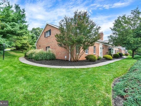 2042 WYNTRE BROOKE DRIVE S, YORK, PA 17403