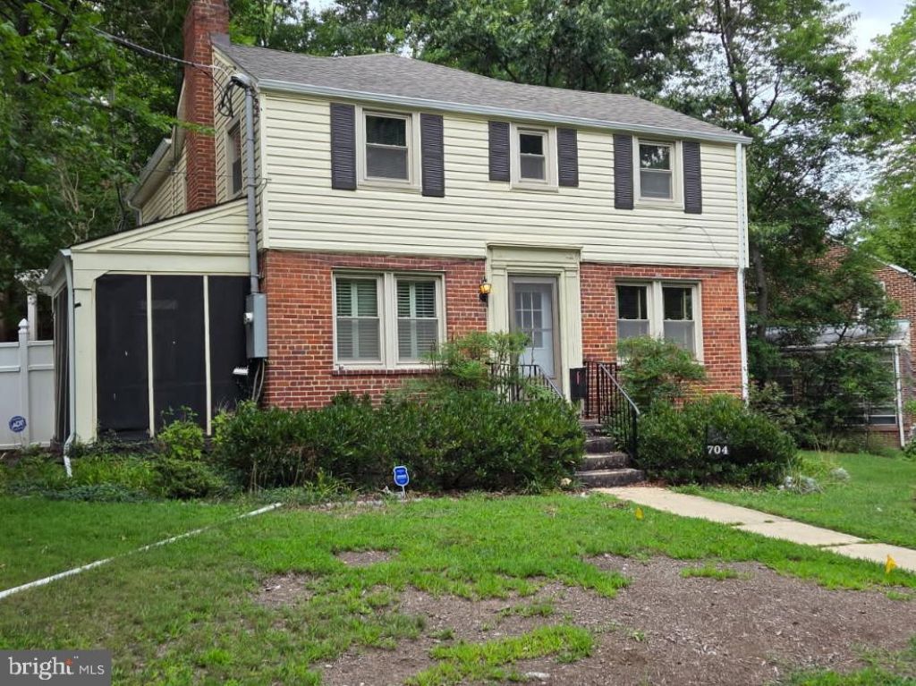 704 DEVONSHIRE AVENUE, TAKOMA PARK, MD 20912