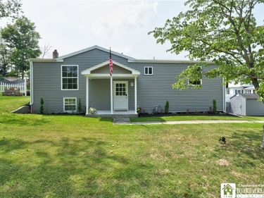6 Holly Drive, Lakewood, NY 14750
