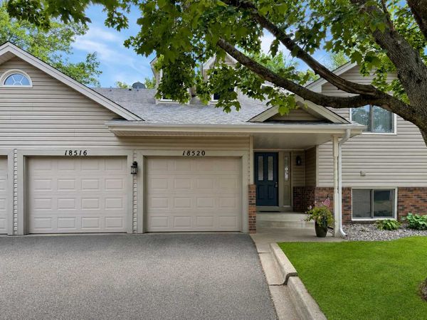 18516 Creeks Bend Drive, Minnetonka, MN 55345