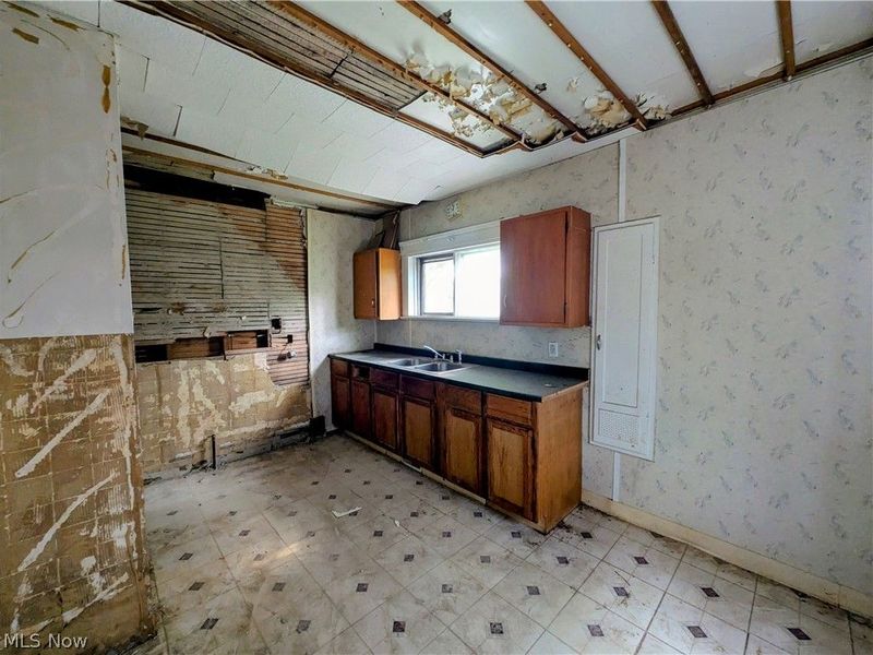 4730 Turney Road, Garfield Heights, OH 44125 Photo 20
