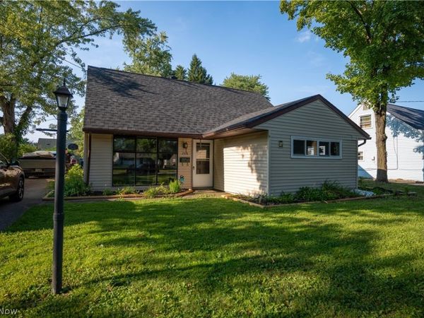2378 Clyde Street , Poland, OH 44514