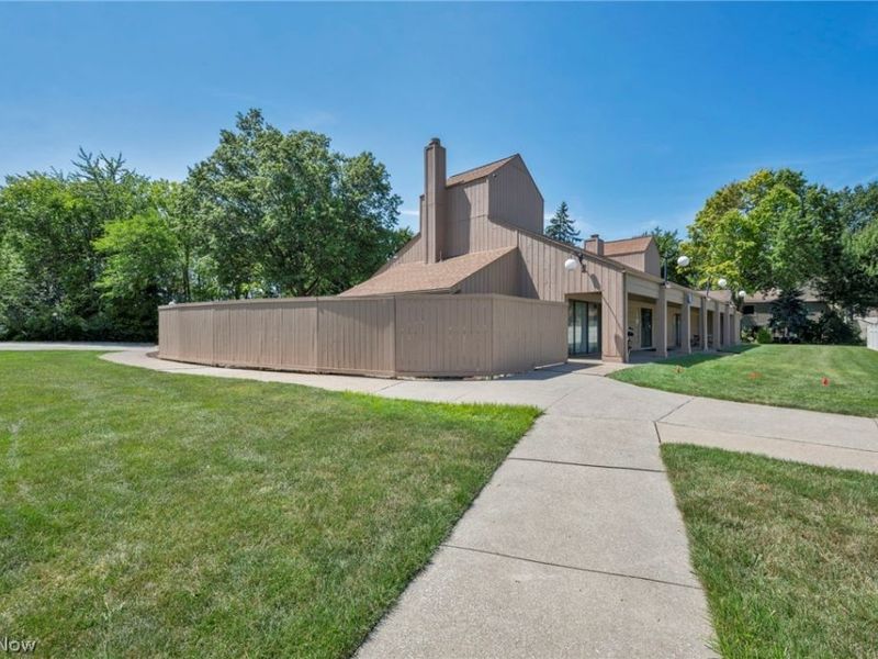 40 Landings Way, Avon Lake, OH 44012 Photo 26