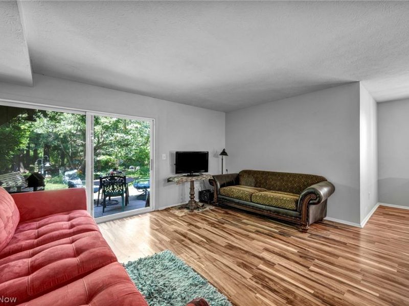 40 Landings Way, Avon Lake, OH 44012 Photo 6