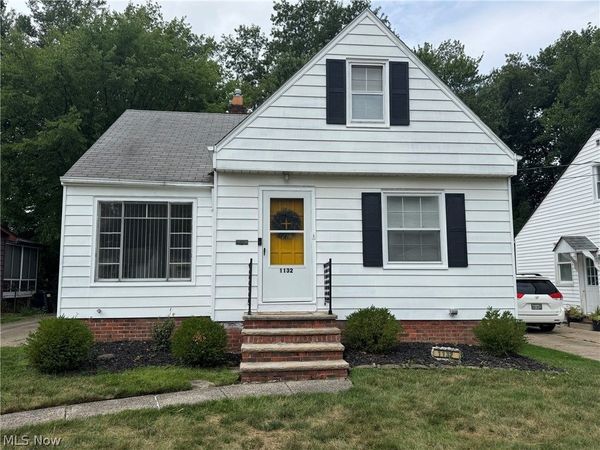1132 Gordon Road , Lyndhurst, OH 44124