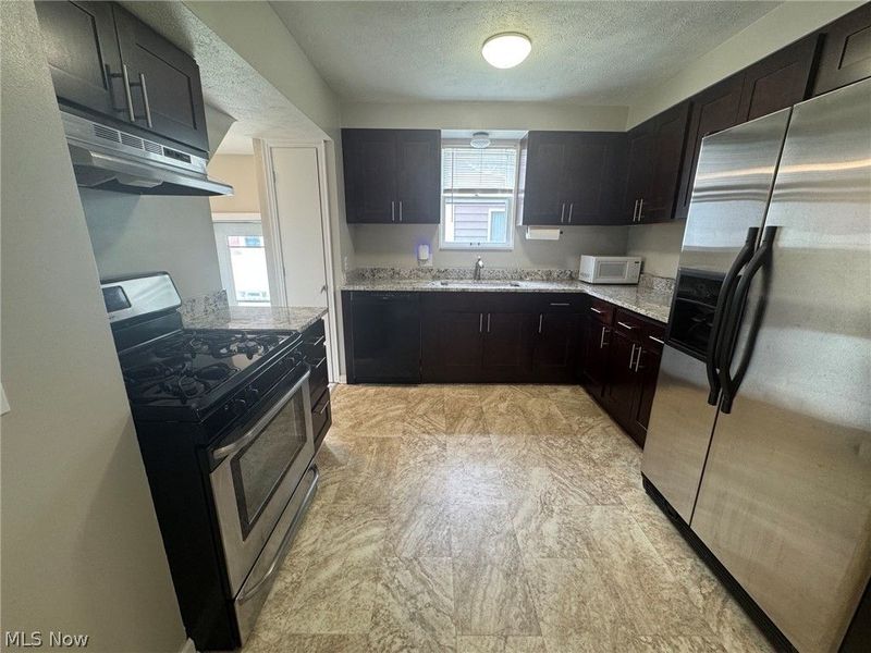 1132 Gordon Road, Lyndhurst, OH 44124 Photo 10