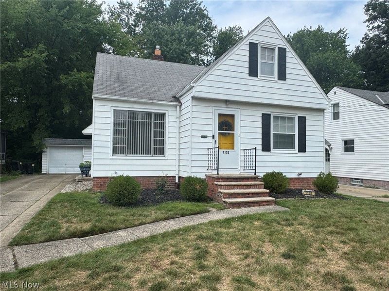 1132 Gordon Road, Lyndhurst, OH 44124 Photo 2