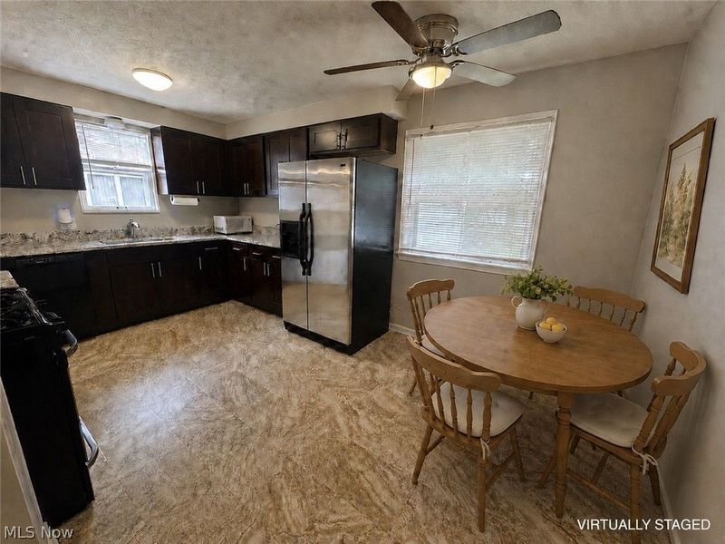 1132 Gordon Road, Lyndhurst, OH 44124 Photo 9