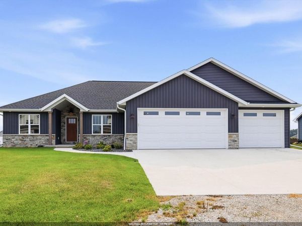 8372 ST NORBERT DRIVE, Neenah, WI 54956