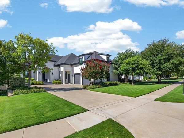 5417 Huntly Drive, Fort Worth, TX 76109