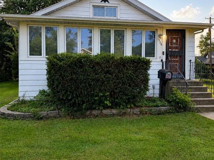1526 Price Street Rockford, IL 61103