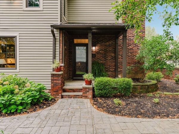 487 E Beck Street, Columbus, OH 43206