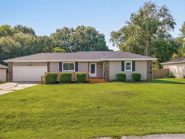 4018 W Dahlia Drive , Battlefield, MO 65619