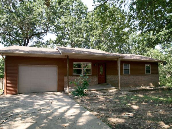 1201 E East Court , Ozark, MO 65721