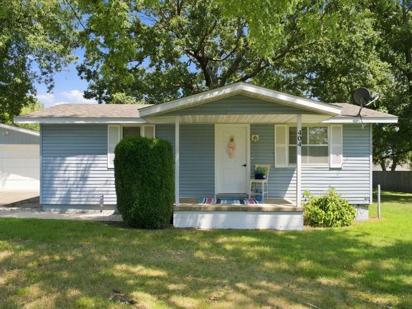 404 N Hartford Avenue , Bolivar, MO 65613