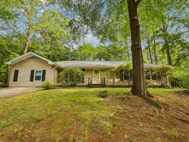 1421 Elberon Place, Raleigh, NC 27609