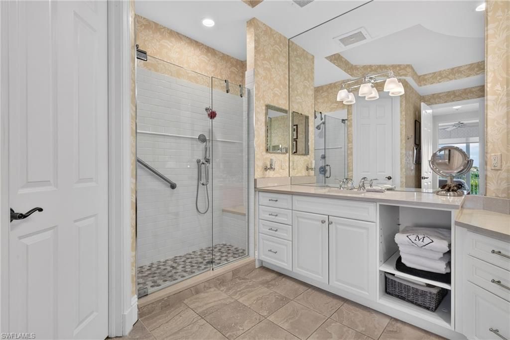 1600 Star Point Ln, Unit 2-201, Naples, FL 34112 Photo