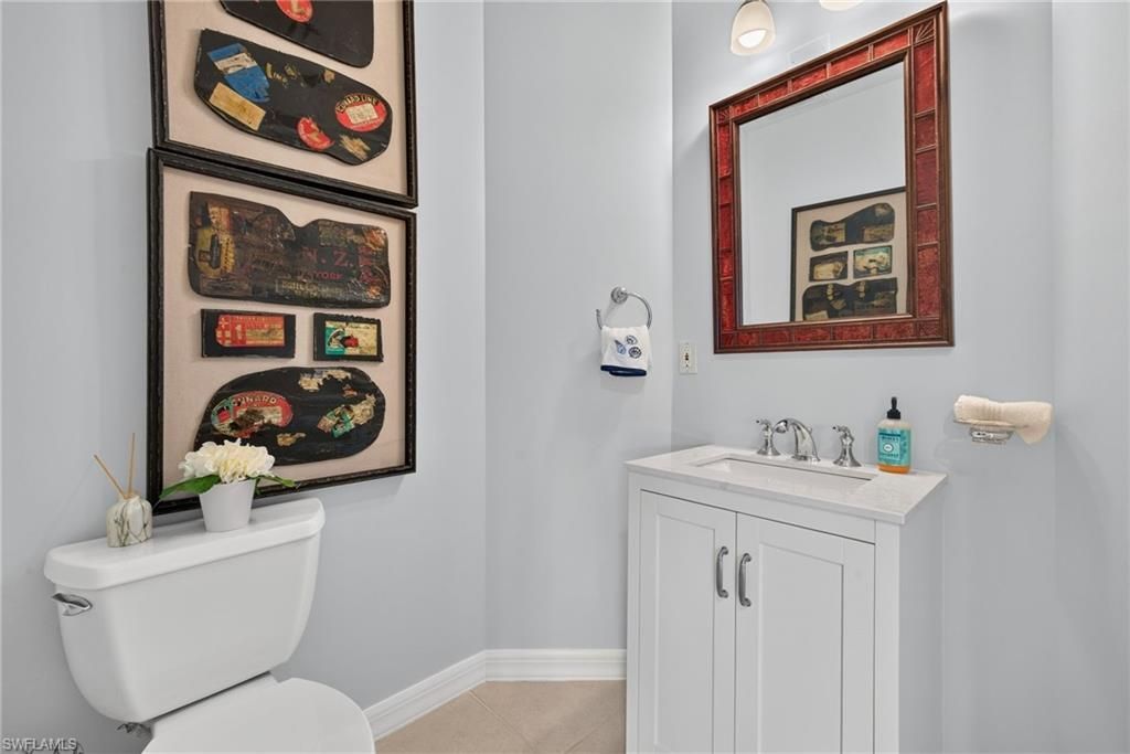 1600 Star Point Ln, Unit 2-201, Naples, FL 34112 Photo